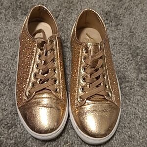 🌴WILD DIVA GOLD SPARKLE SNEAKER